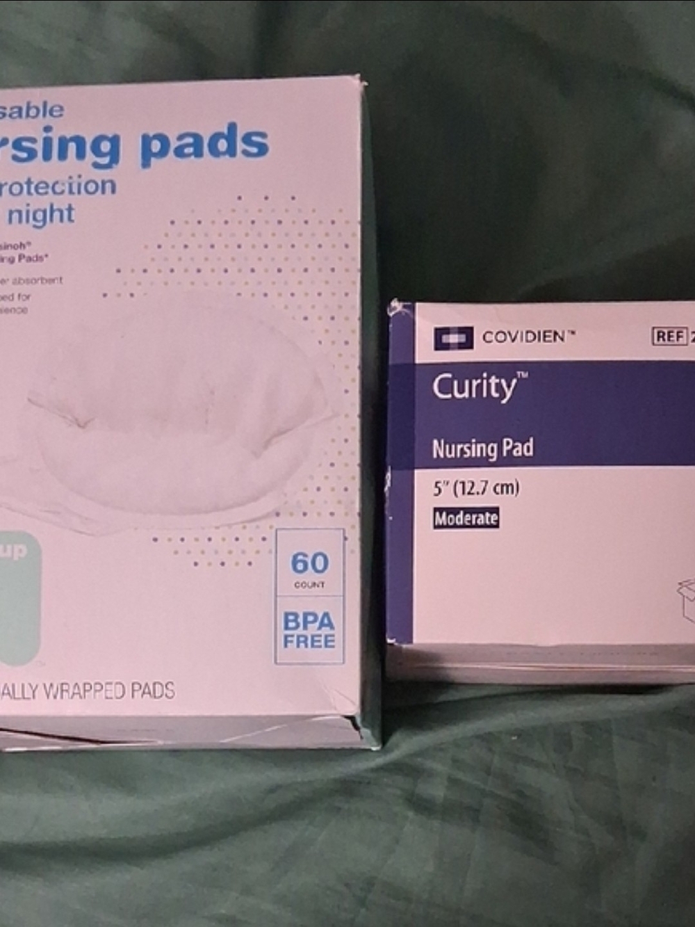 Source Unknown Curity Nursing Pads - White and Navy